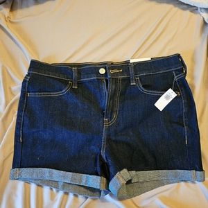 Old Navy dark wash shorts 3 inch inseam size 4